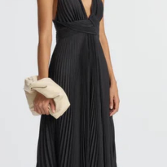 🆕NWT A.L.C Elegant Black Pleated Dress - Picture 5 of 7